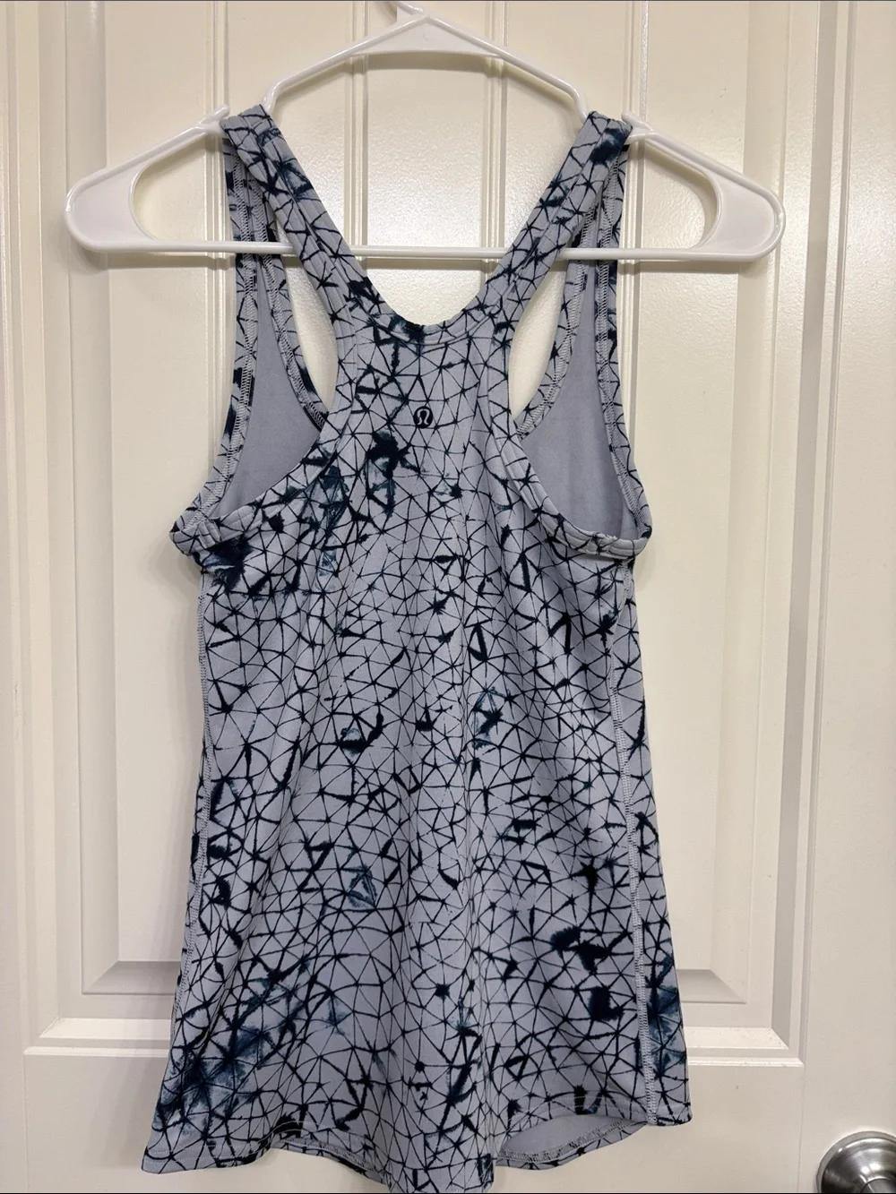 lululemon athletica Light Gray Tank‎ Top with Black Geometric Print